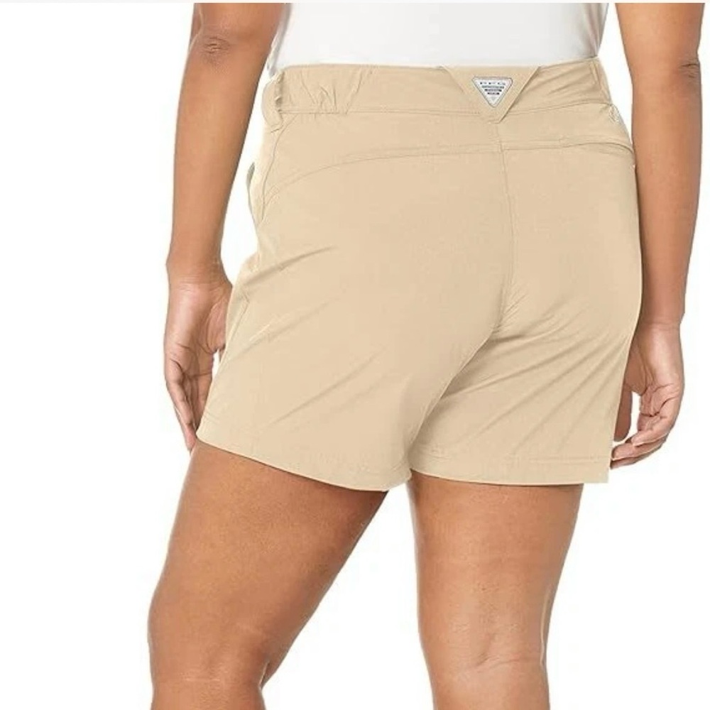 Columbia NWT Coral Point III 7” inseam tan shorts women’s 10 SPF 50 Omni Shade - Picture 2 of 13